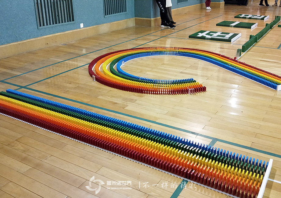 惶者生存、奮發(fā)生長-廣聯(lián)達教育培訓事業(yè)部多米諾團隊大挑戰(zhàn)