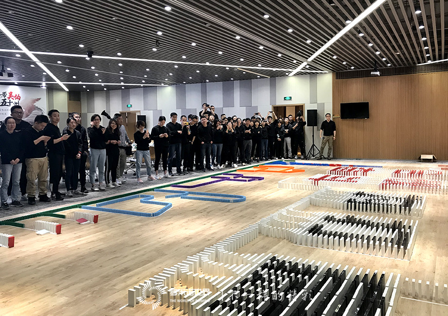 吳鉤計劃-戰投英雄聯盟出征多米諾世界