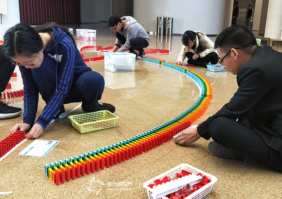 “世界級(jí)”用友，2019新員培訓(xùn)“再出發(fā)”挑戰(zhàn)多米諾