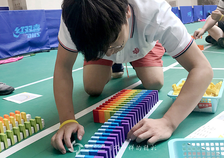 海闊天高、同舟共濟-高濟醫療多米諾團隊大挑戰